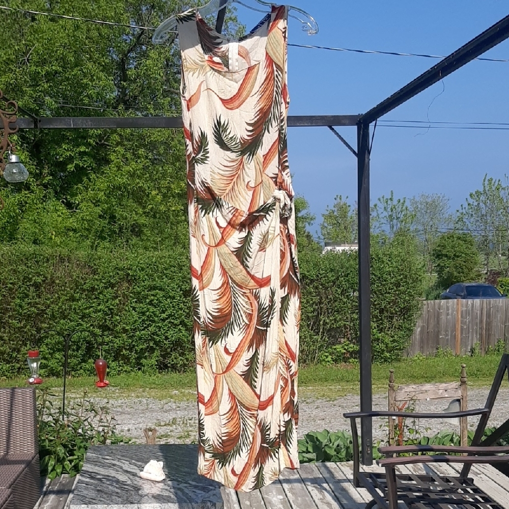 Tropical Print Maxi Dress